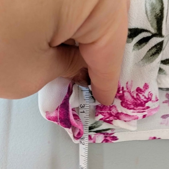 2/$20 BNWT Forever 21 Floral Print Mini Dress with Pink and Green Accents Medium - Picture 8 of 10